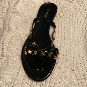 NEW Roxie Sandal- in Black